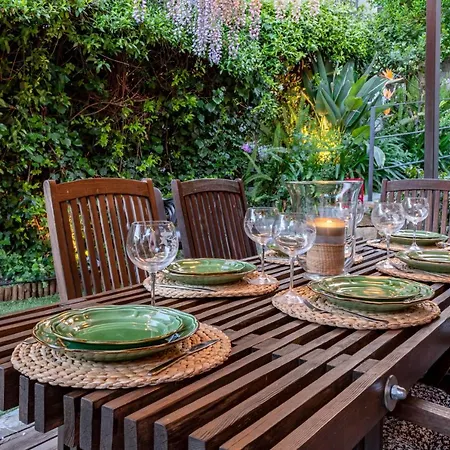 H11 Country Lux - - Garden *